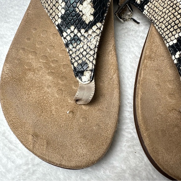 Vionic Kirra Snakeskin Sandals - Black and Cream Orthotic Comfortable Size 7 - Picture 13 of 14